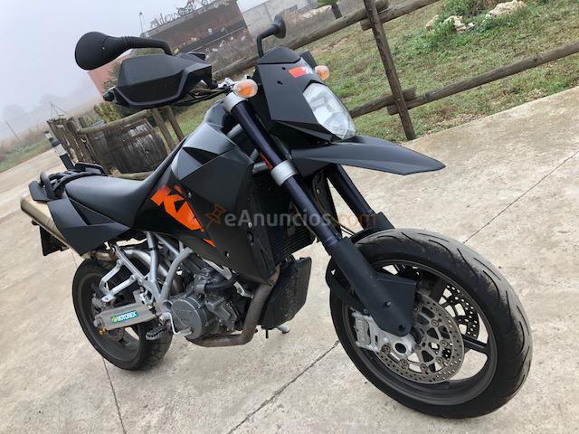KTM super moto