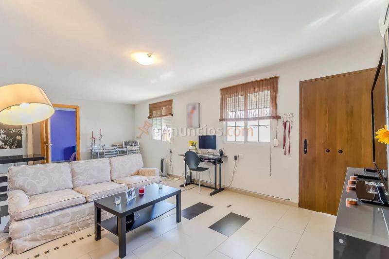 Adosado en venta en  Martiricos - La Roca, Málaga