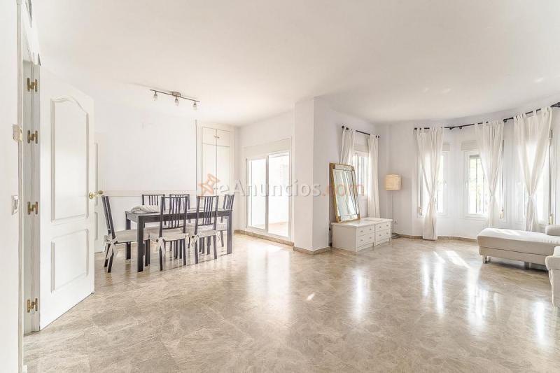 Apartamento en venta en  Nueva Andalucía, Marbella