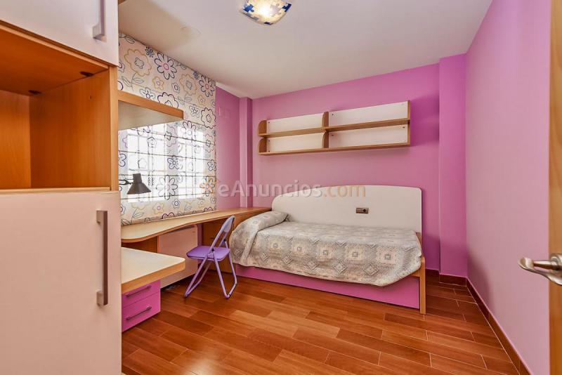 Adosado en venta en  Otura