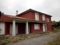 Adosado en venta en  Soto del Barco