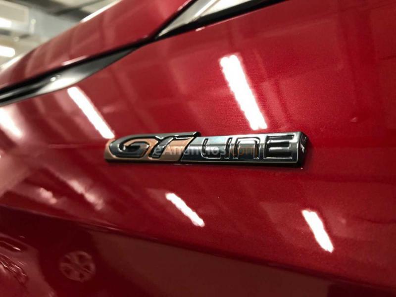 Peugeot turismos 3008  gt line 1.5 bluehdi 130cv