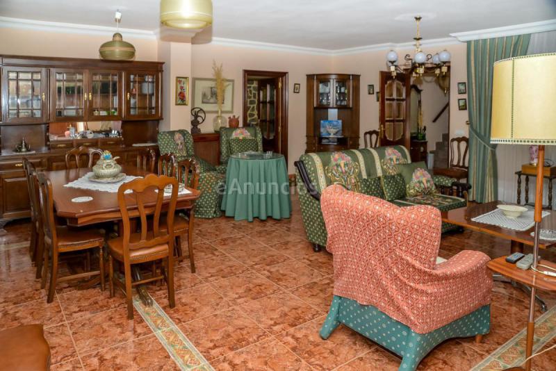 Adosado en venta en  Castellanos de Villiquera