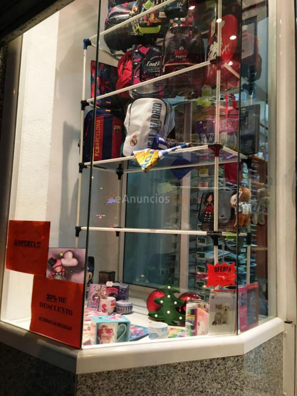 Local Comercial en alquiler en  Puerto de la Torre, Málaga