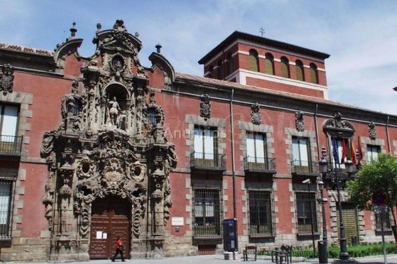 Local Comercial en alquiler en  Espiritu Santo, Centro, Madrid