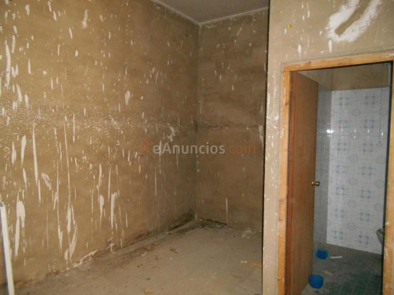 Local Comercial en alquiler en  Elias Martinez, Requena