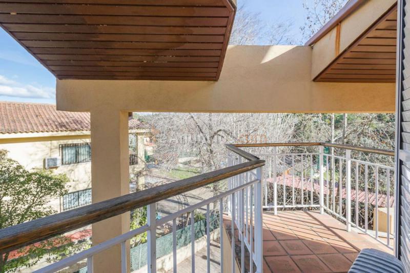 Adosado en venta en  Sevilla la Nueva