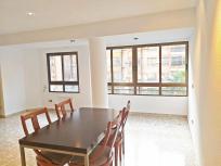 Apartamento en venta en  L'Eixample, Valncia