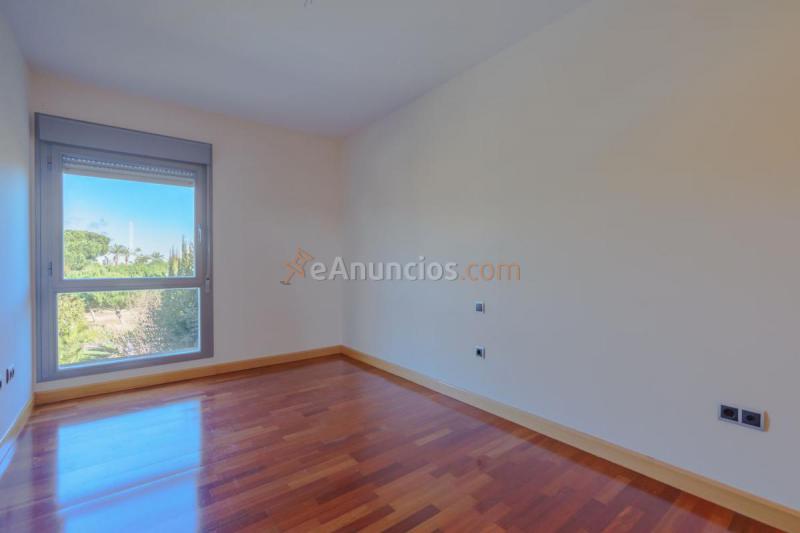 Adosado en venta en  Campo de Golf, Montequinto