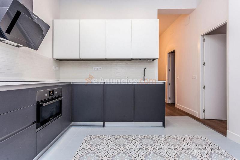 Apartamento en venta en Calle Salitre, Centro, Madrid