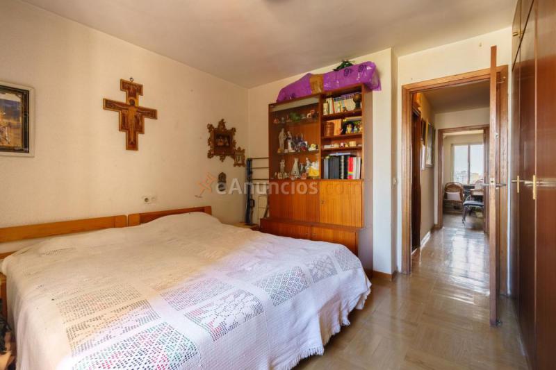 Apartamento en venta en  Los Remedios, Sevilla