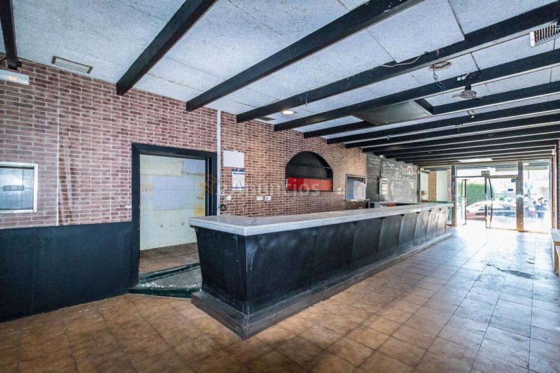 Local Comercial en venta en Camino del real, Fozaneldi-Tenderina-Ventanielles, Oviedo