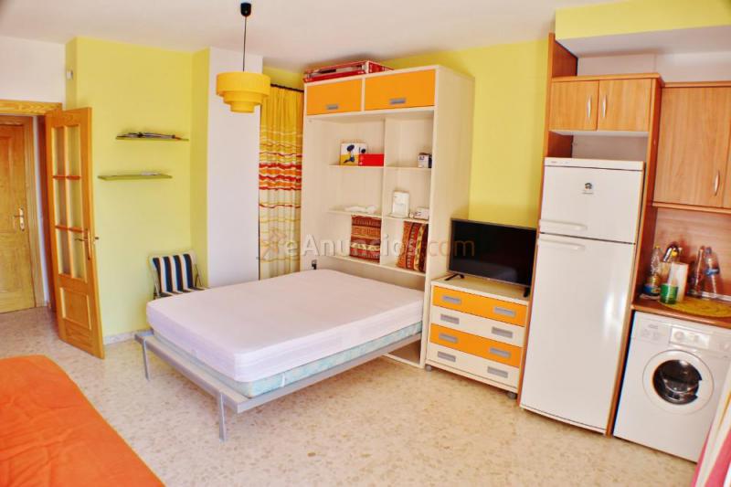 Estudio en roquetas de mar zona urbanización con 27 m2