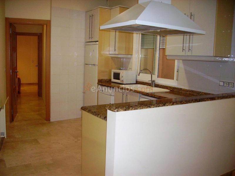 Apartamento en venta en  Almazar, Requena
