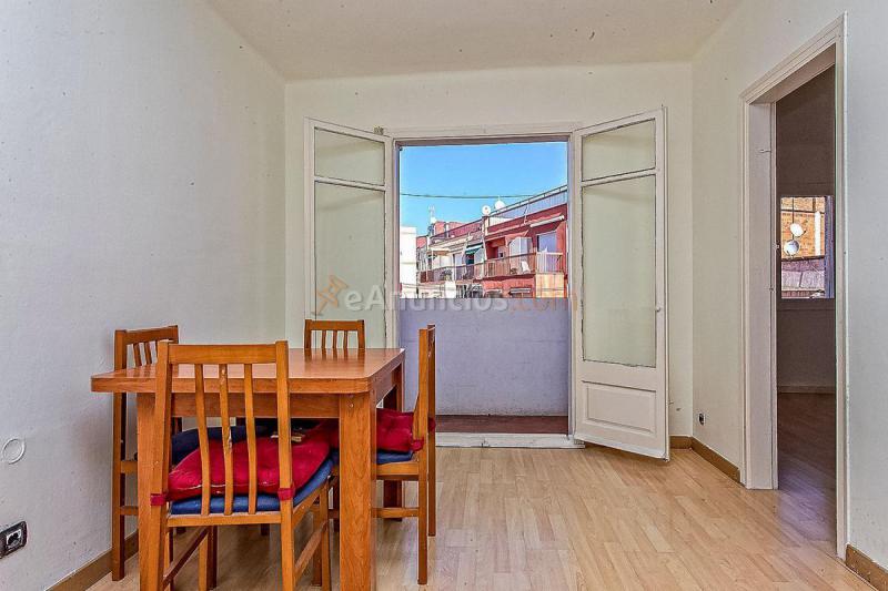 Apartamento en venta en  Can Serra - Pubilla Cases, Hospitalet de Llobregat