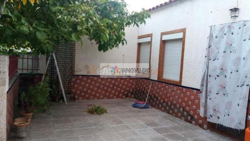 Casa en venta en  Torrijos