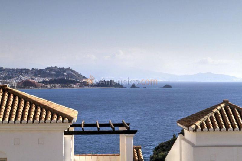 Apartamento en venta en Avenida Marina del Este, La Herradura, Almuñécar