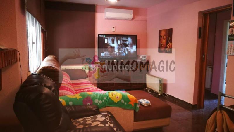 Adosado en venta en  Escalona