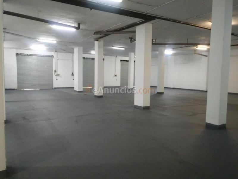 Venta bajo comercial reformado