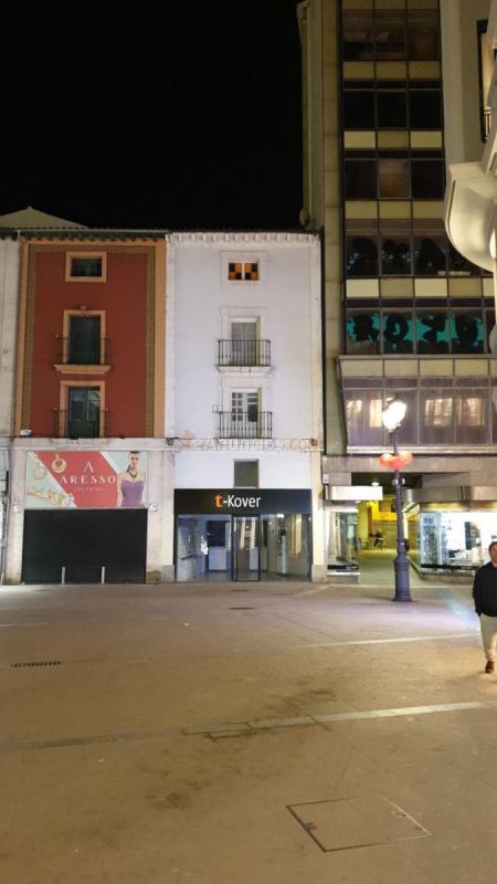 Local Comercial en alquiler en  Entremercados, Casco Antiguo, Burgos