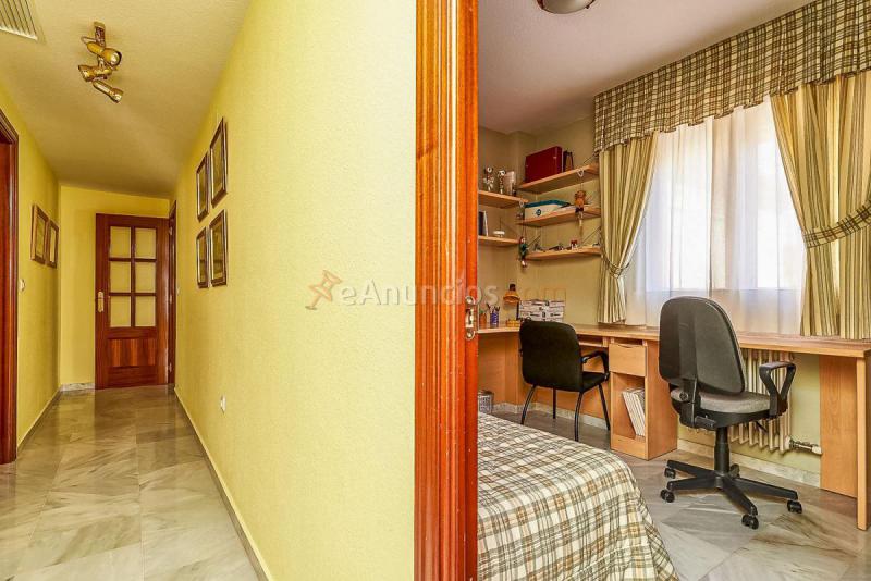 Apartamento en venta en  Bola de Oro, Granada
