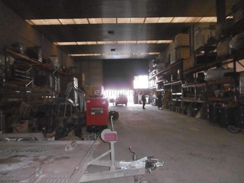 Edificio en venta en Calle la Bureba, Villafría - La Ventilla - Castañares, Burgos