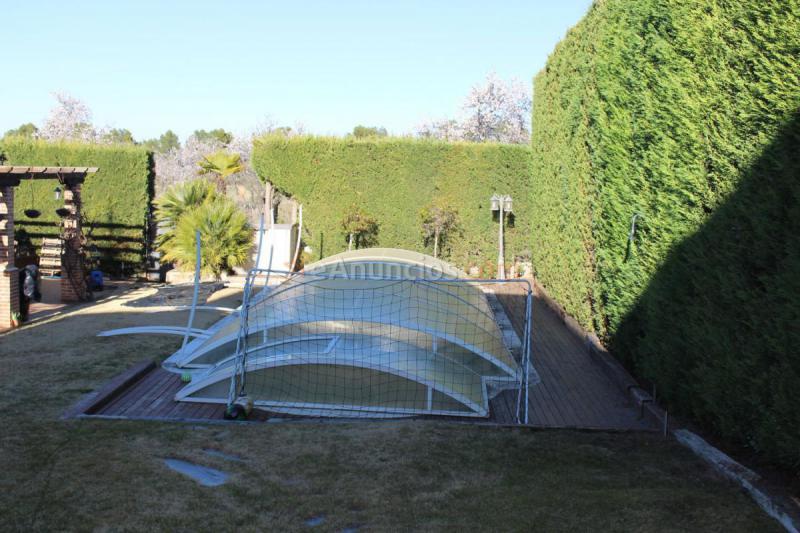 Adosado en venta en  Noruega, Villalbilla