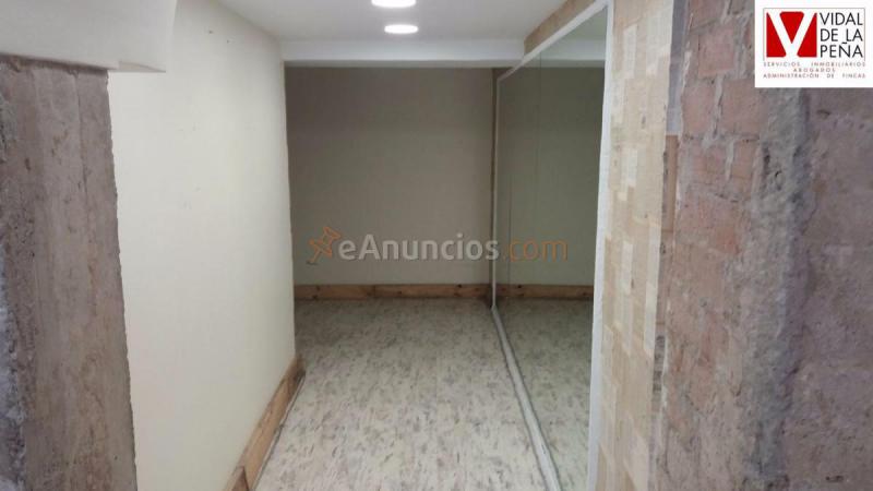 Local Comercial en alquiler en Calle Ruamayor, Centro - Ayuntamiento, Santander