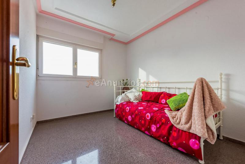 Atico en venta en  Plaza de Toros - Avenida Chapí - Trinquete, Elda