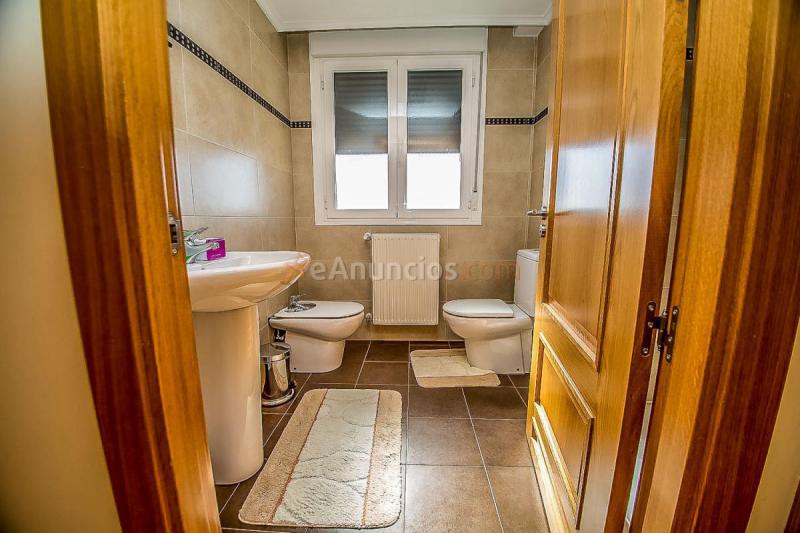 Adosado en venta en  Viana