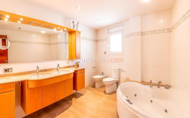 Adosado en venta en  Berga