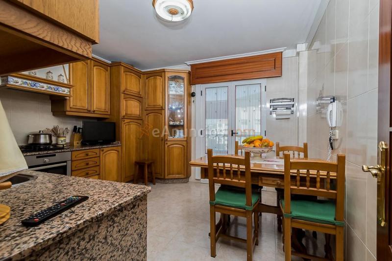 Duplex en venta en Calle Rafael Barez, Alto del Castaño, Narón