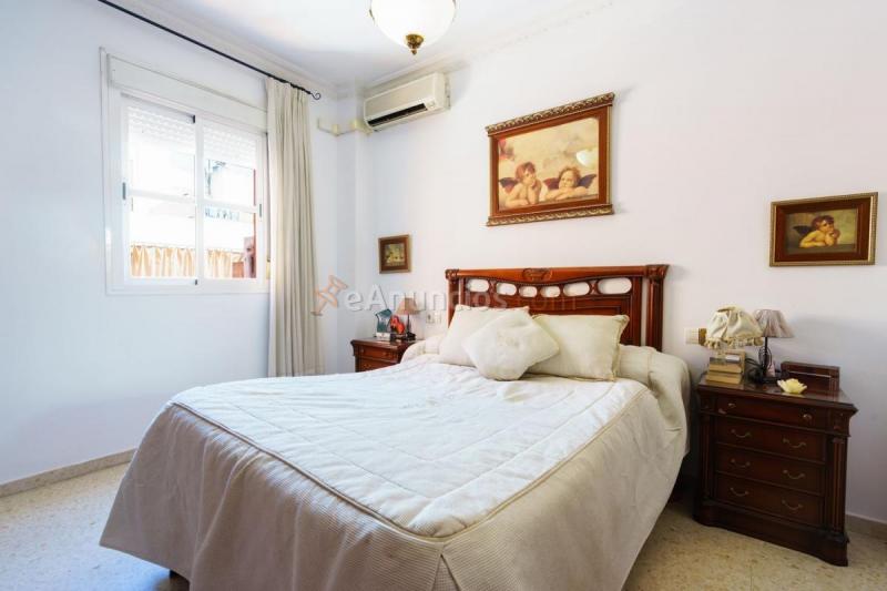 Adosado en venta en  Coria del Río