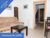 Adosado en venta en  Colmenar de Oreja