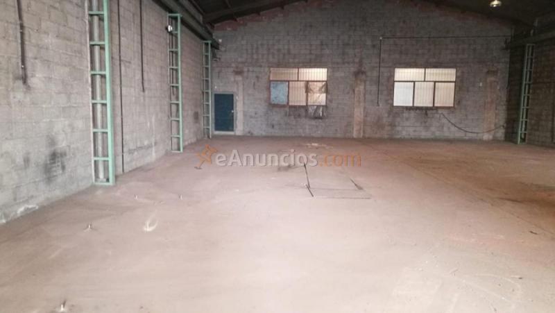 Edificio en venta en  Alcora