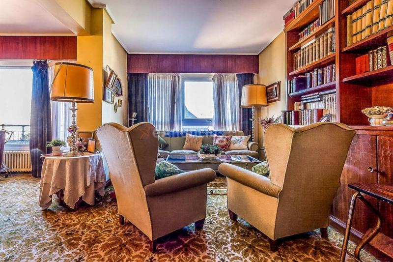 Apartamento en venta en  Las Arenas, Getxo