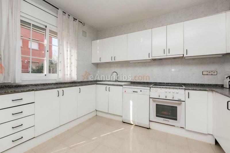 Adosado en venta en  Campreciós - Torre Roja, Viladecans
