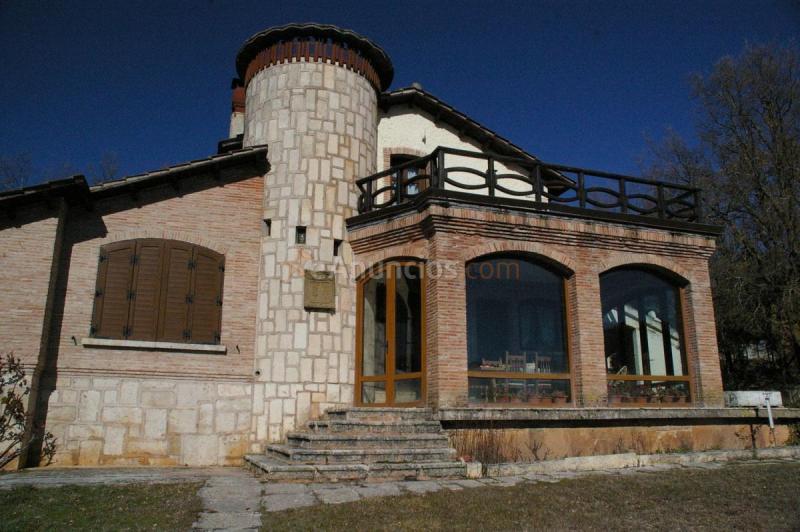 Adosado en venta en  Urbanización El Encinar de Humienta El Romero, Revillarruz