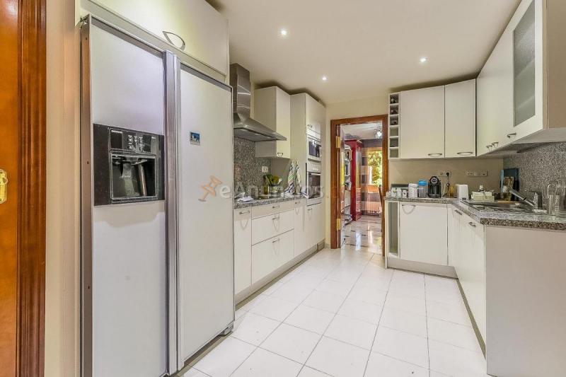 Adosado en venta en  Marbella Pueblo, Marbella