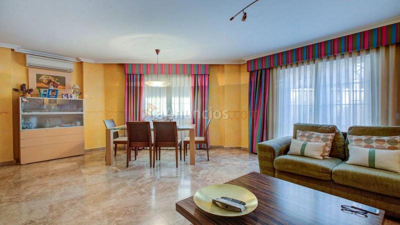 Adosado en venta en  Mejorada del Campo