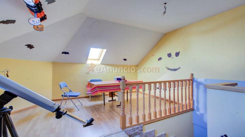 Adosado en venta en  Mejorada del Campo