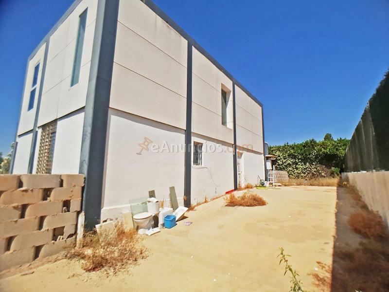 Adosado en venta en  Entrepinos, L'Eliana