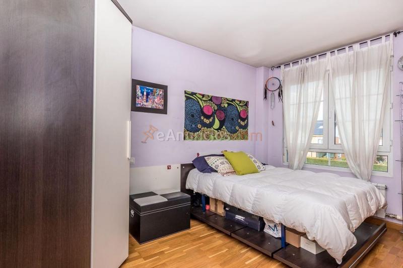 Adosado en venta en  Villaquilambre