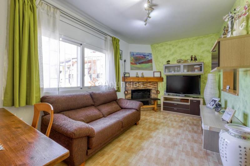 Adosado en venta en  Cervelló