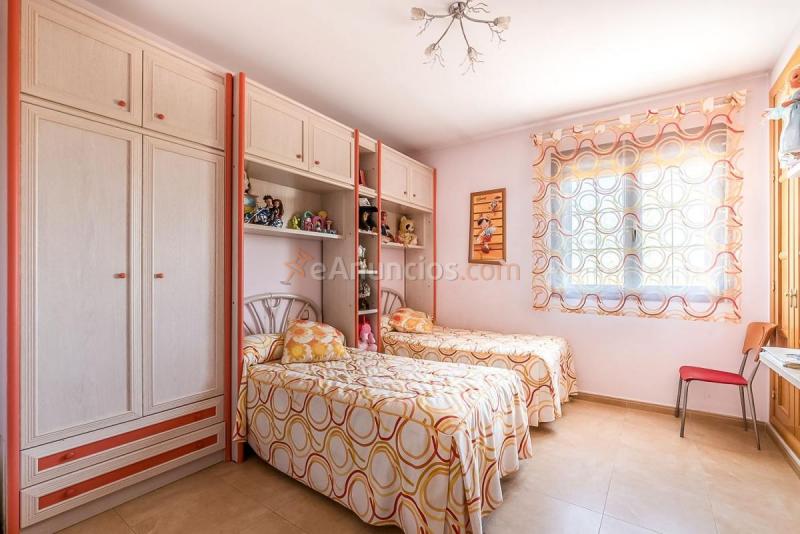 Adosado en venta en  Villaluenga de la Sagra