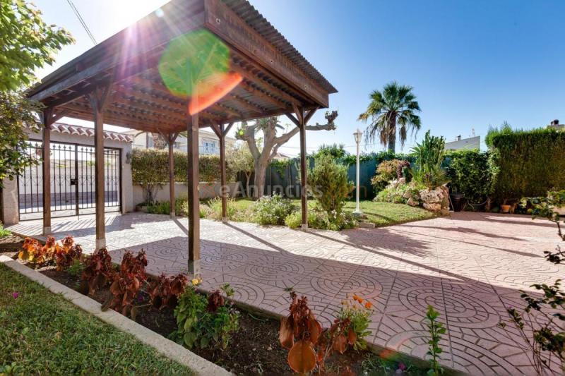 Casa en venta en  ROSALIA CASTRO, La Siesta - El Salado - Torreta, Torrevieja