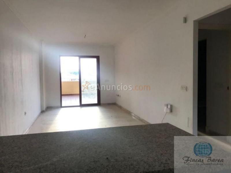 Apartamento en venta en  Los Pacos, Fuengirola