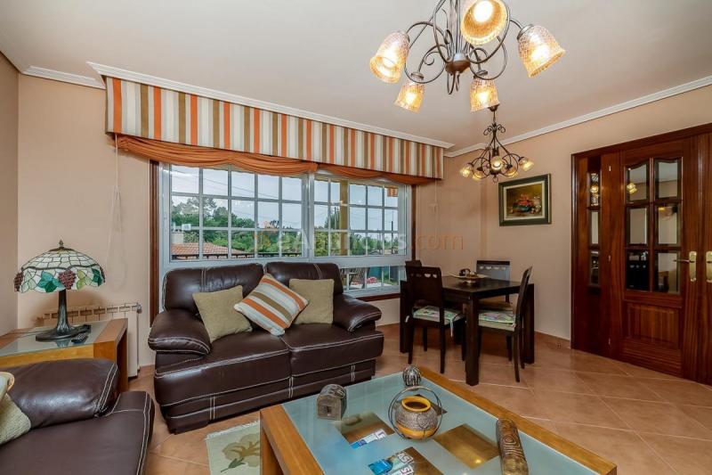 Adosado en venta en  Gondomar