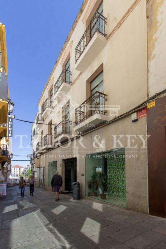 Local Comercial en venta en Calle Pintores, Cáceres, Casco Antiguo, Cáceres