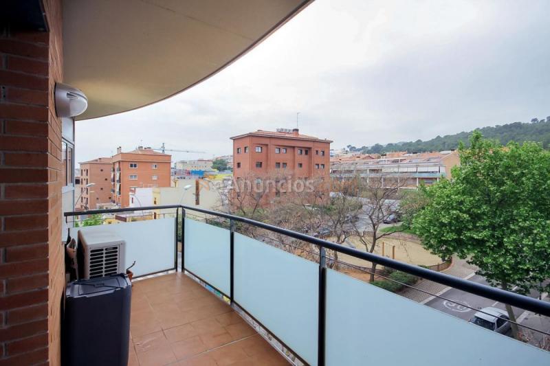 Atico en venta en  Els Canyars, Castelldefels